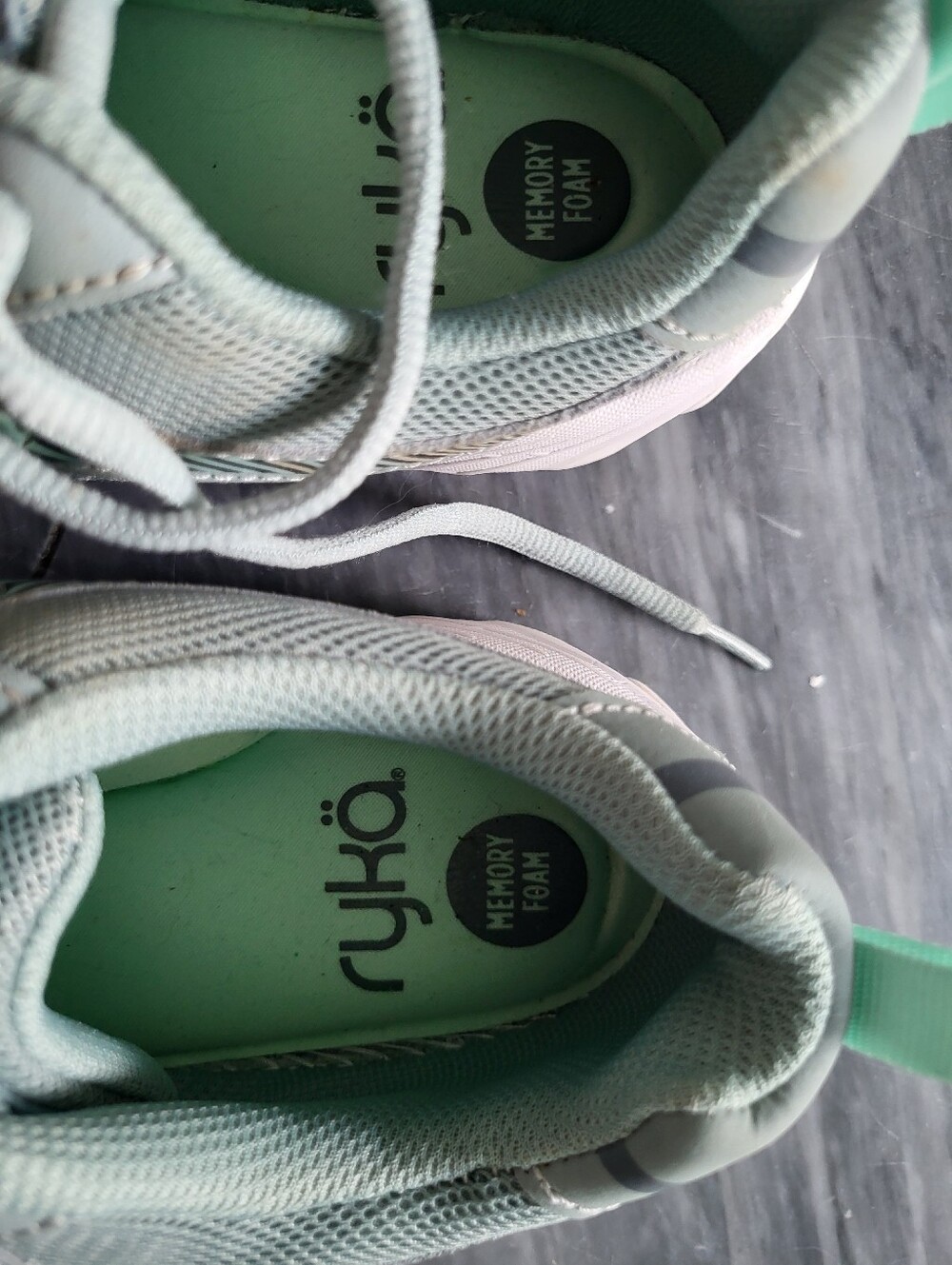 Ryka Women's Mint Lace-Up Athletic Sneakers 8.5 Memory Foam Insole - Picture 2 of 8